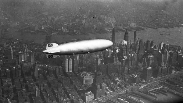 Bu fotoğraf Hindenburg’un düşmesinin hemen öncesini gösteriyor