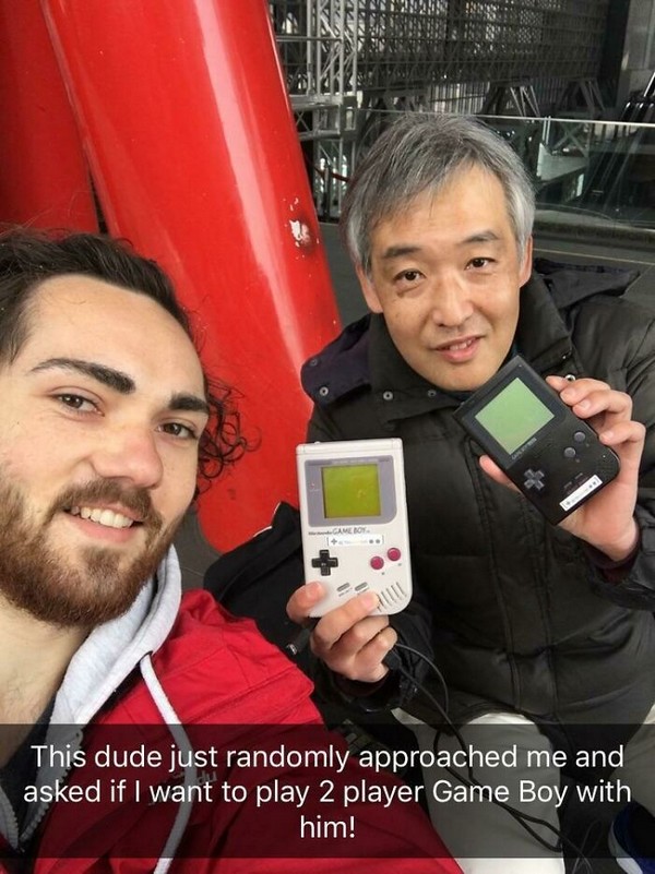 Game Boy iki farklı dünyayı bir araya getirmiş!