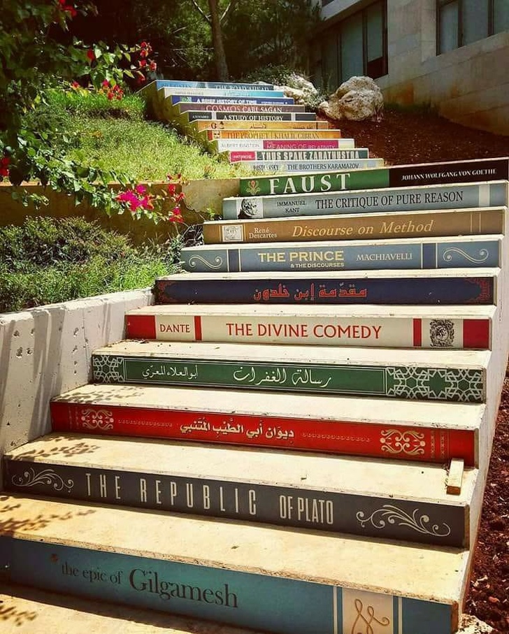 12. Lübnan Balamand Üniversitesi'nin merdivenleri.