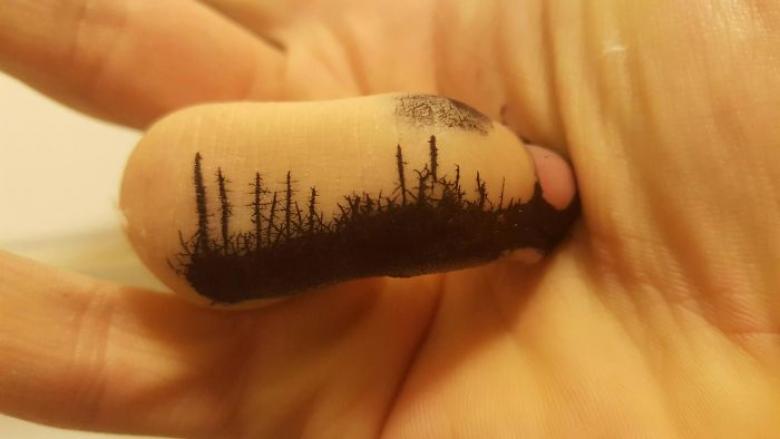 6. Parmağa yayılan mürekkep bir ormana benziyor...