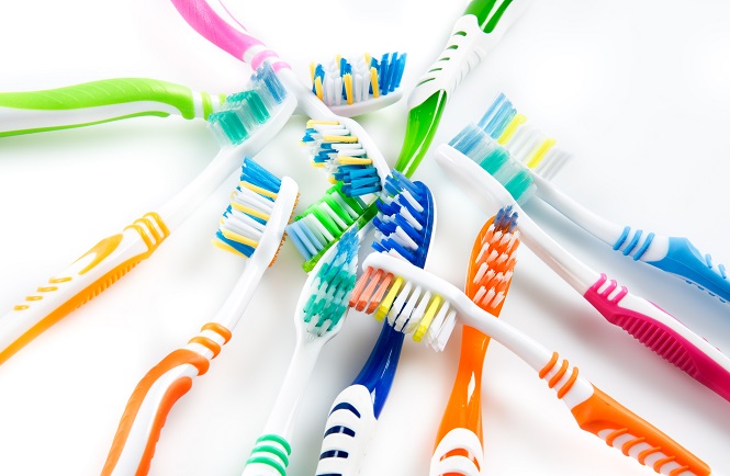 Diş fırçanızın fırçası eskidiği zaman değiştirebilirsiniz.