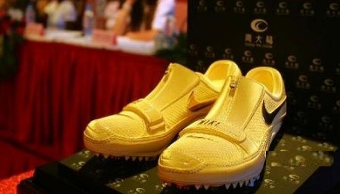 Altın Ayakkabı 24.000 Dolar